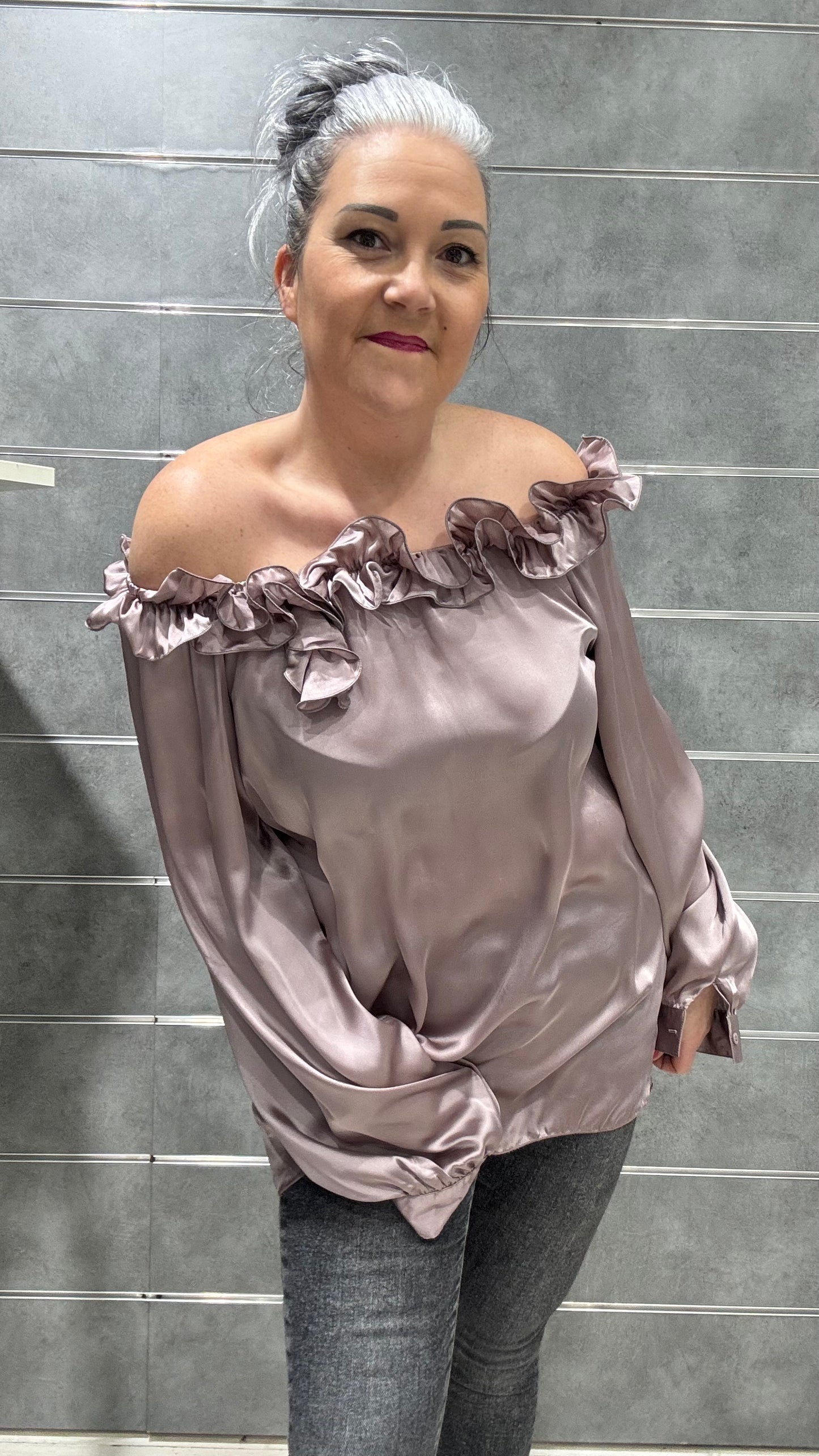 chemise rose poudrée col sexy