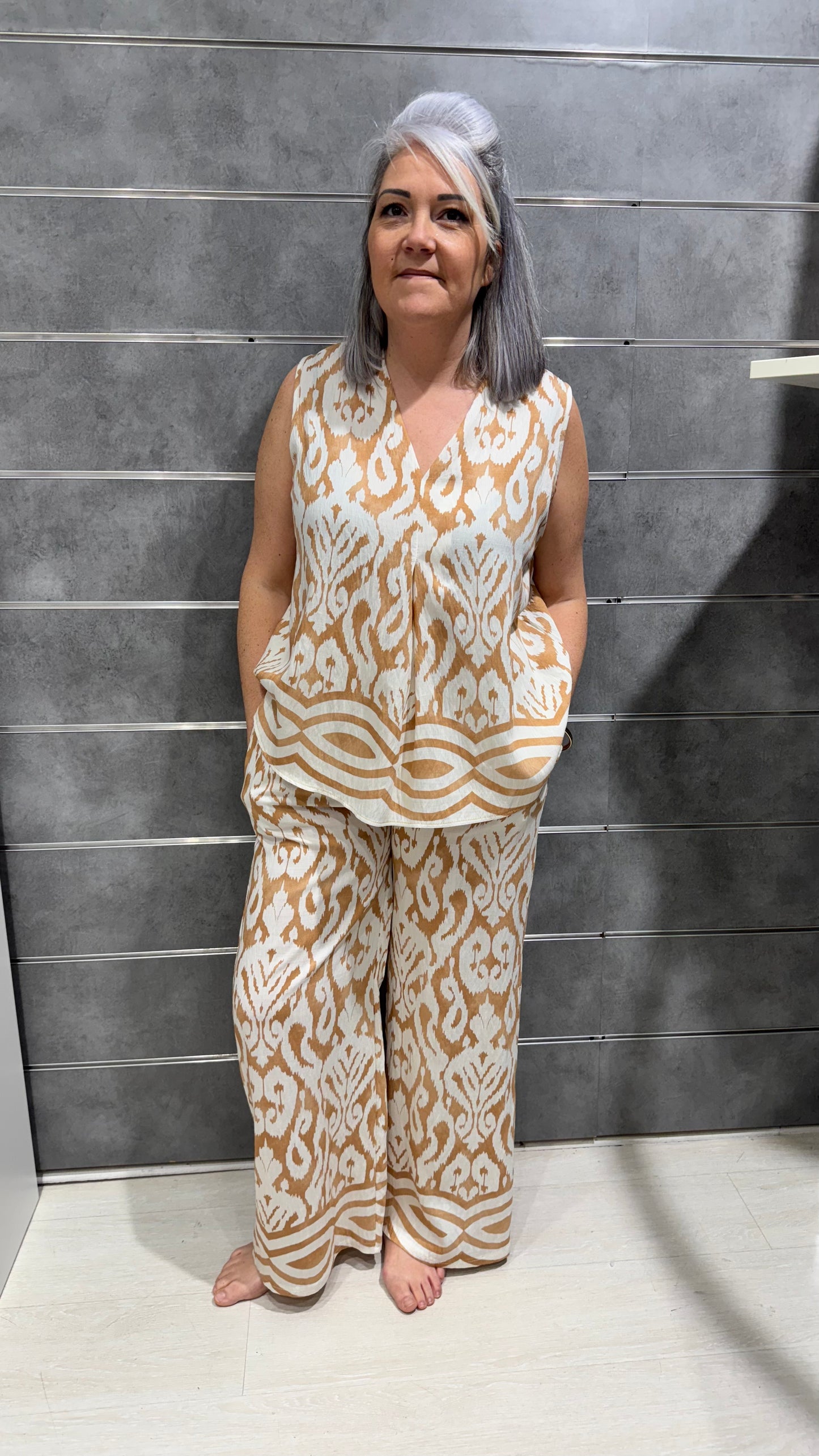 chemise sans manches camel