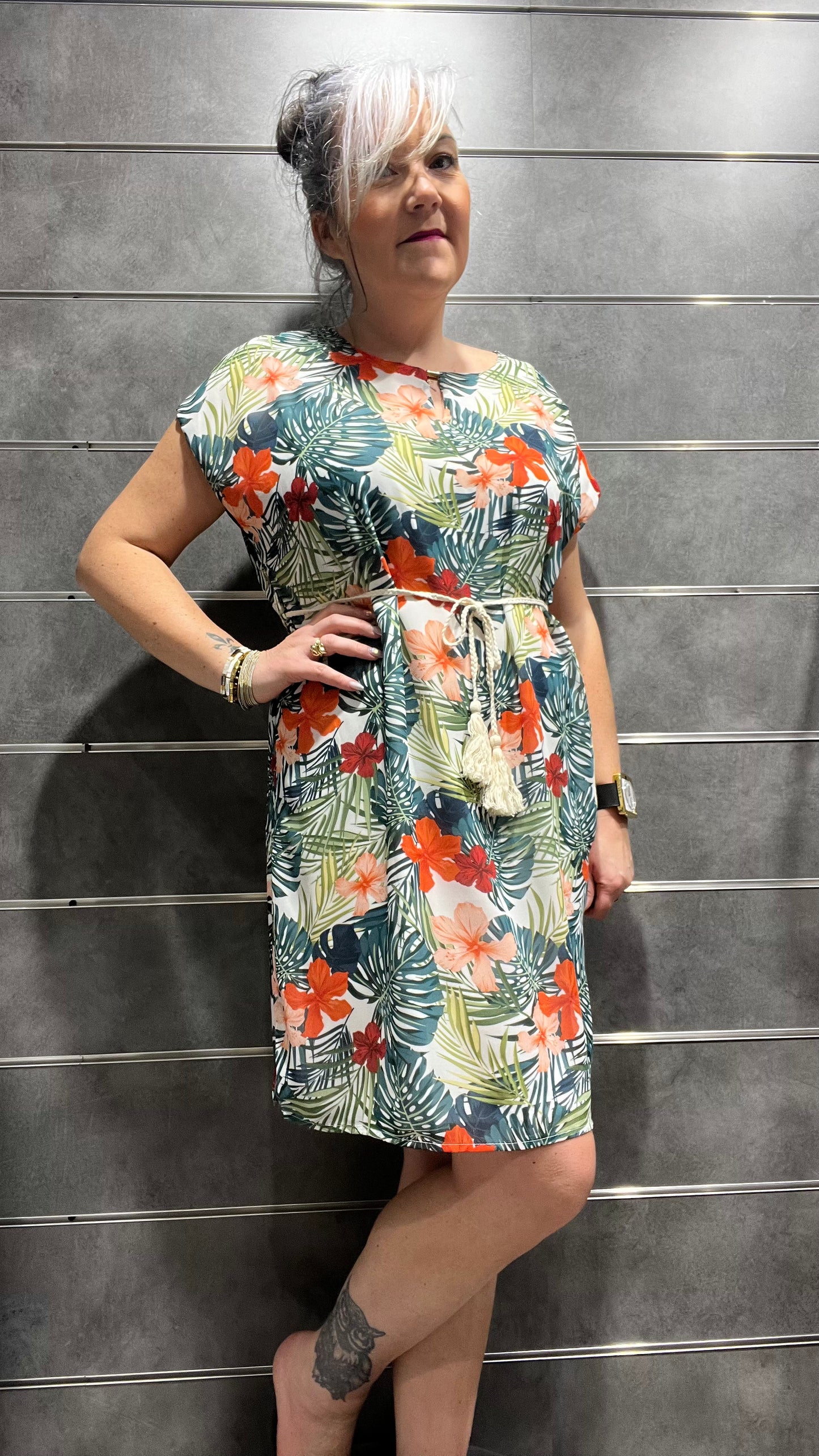 robe feuillage orange et verte droite