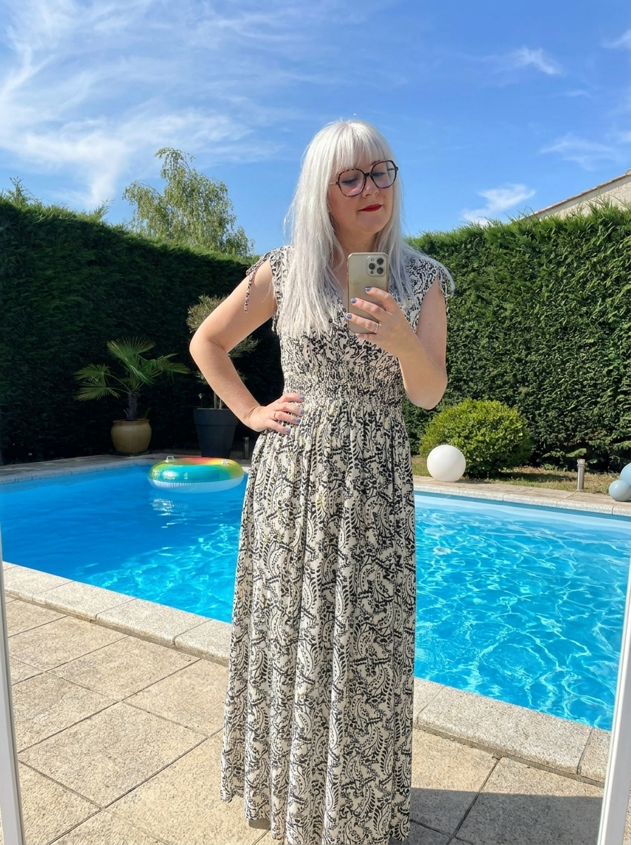 Robe petit décolleté cache cœur noir et doré grande taille