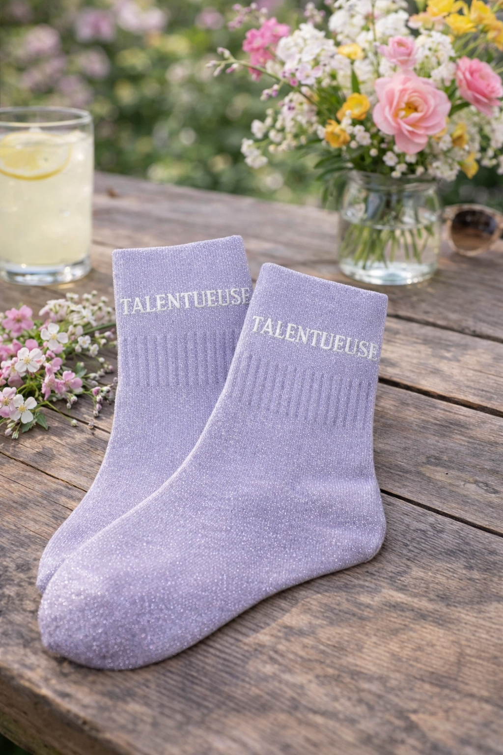 Chaussettes à paillettes TALENTUEUSE femme, taille extensible 36-42, accessoire mode original et lumineux pour look fun et affirmé.