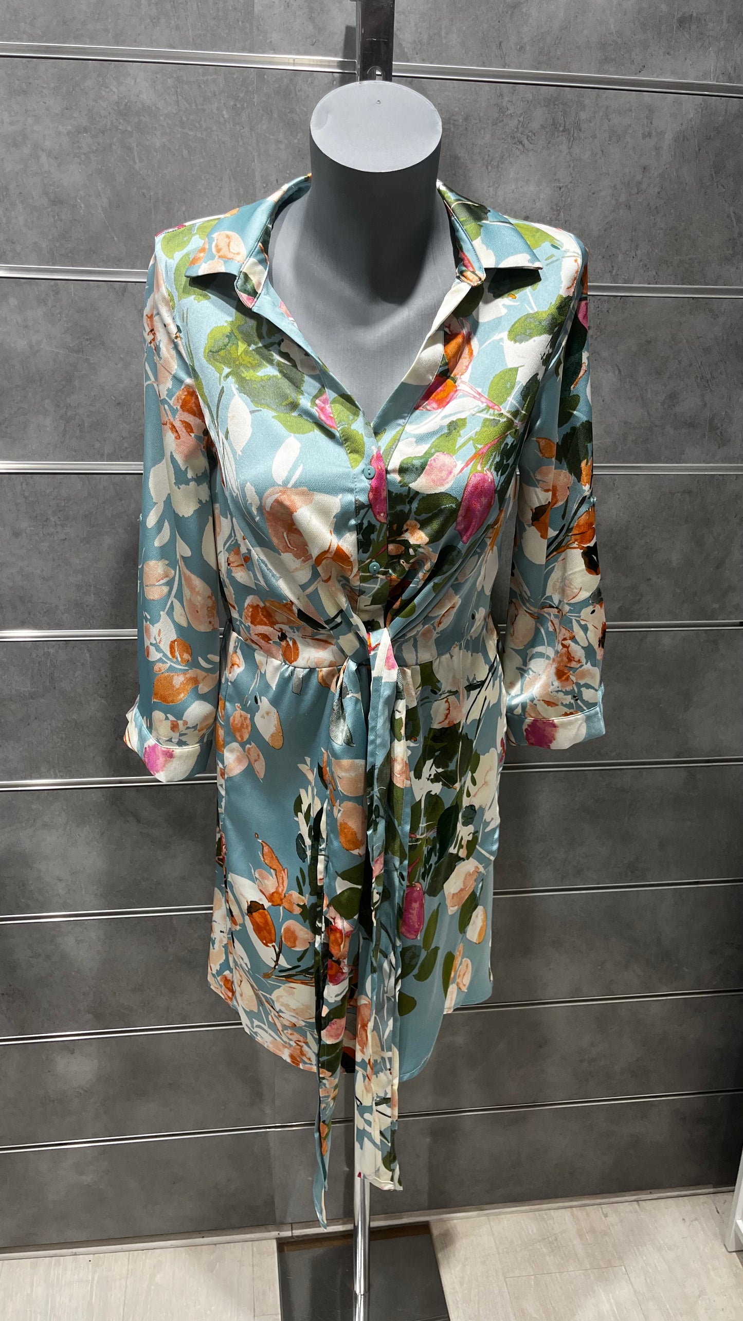 robe felurs col chemise