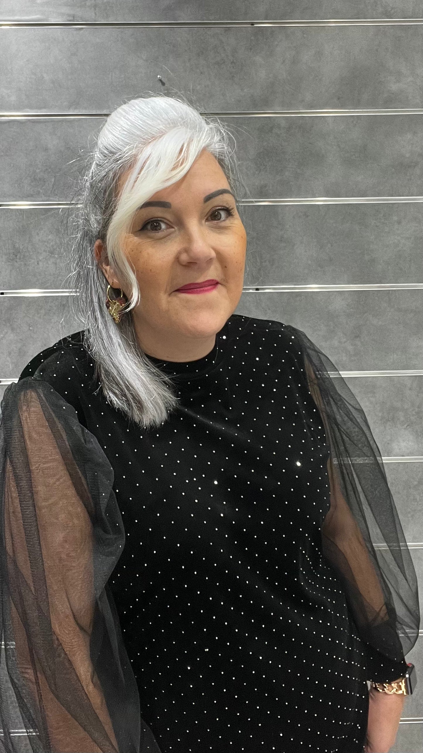 robe courte en velours et strass élégante idéal pour le jour de l'an