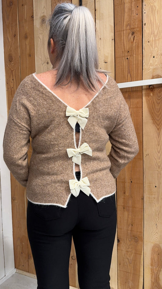 pull chic dos ouvert femme