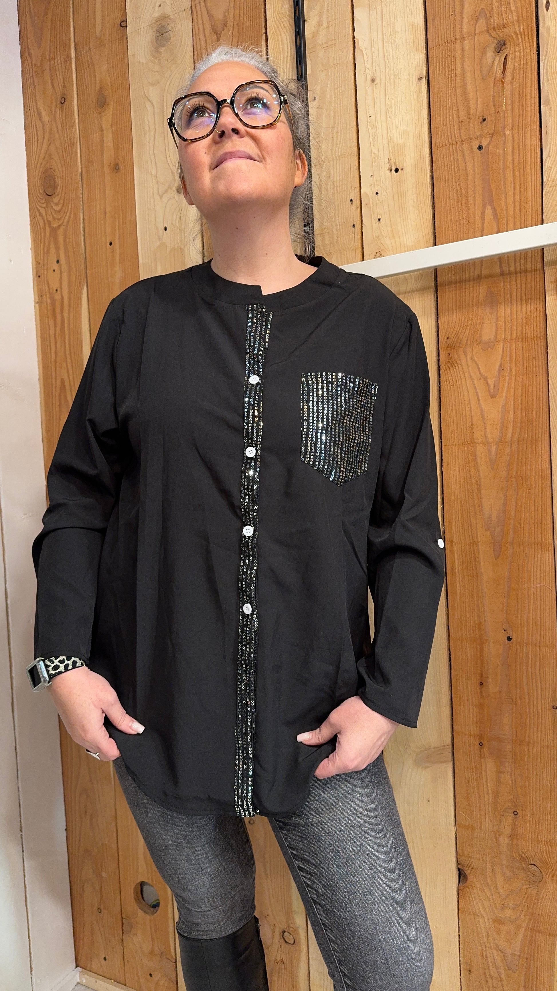 chemise sequins facile à porter