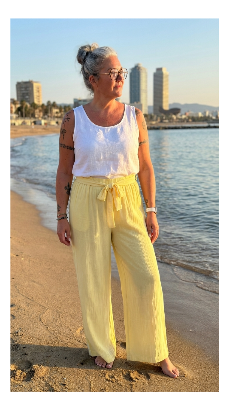 pantalon fluide jaune femme léger confortable
	pantalon large été taille élastique femme
	pantalon fluide élégant facile à porter