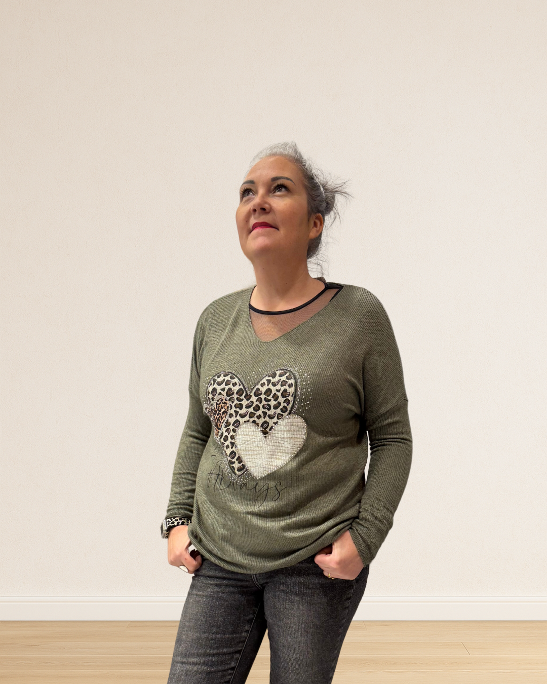 pull kaki tendance strass 