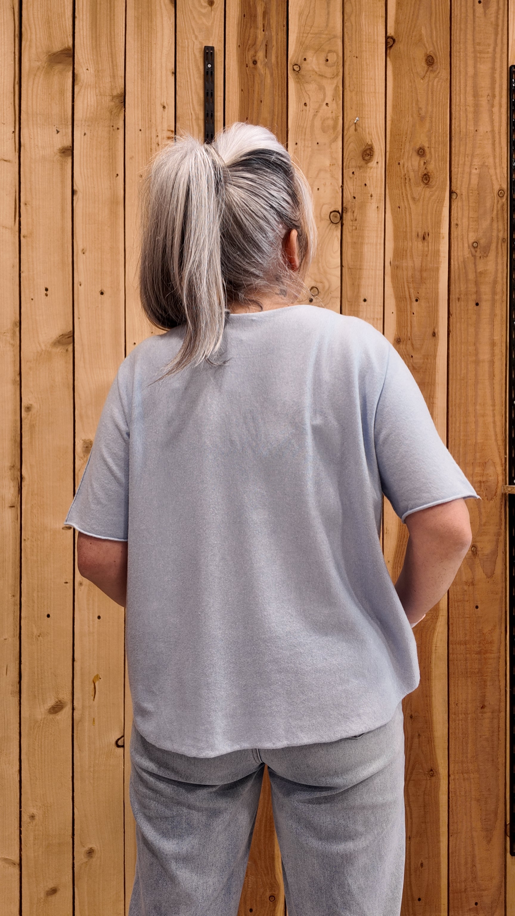 pull fin femme coupe ample dos fluide confortable