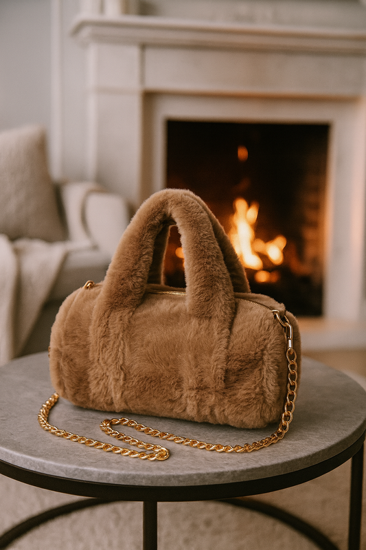 sac avec hanse ou porté main en fourrure 