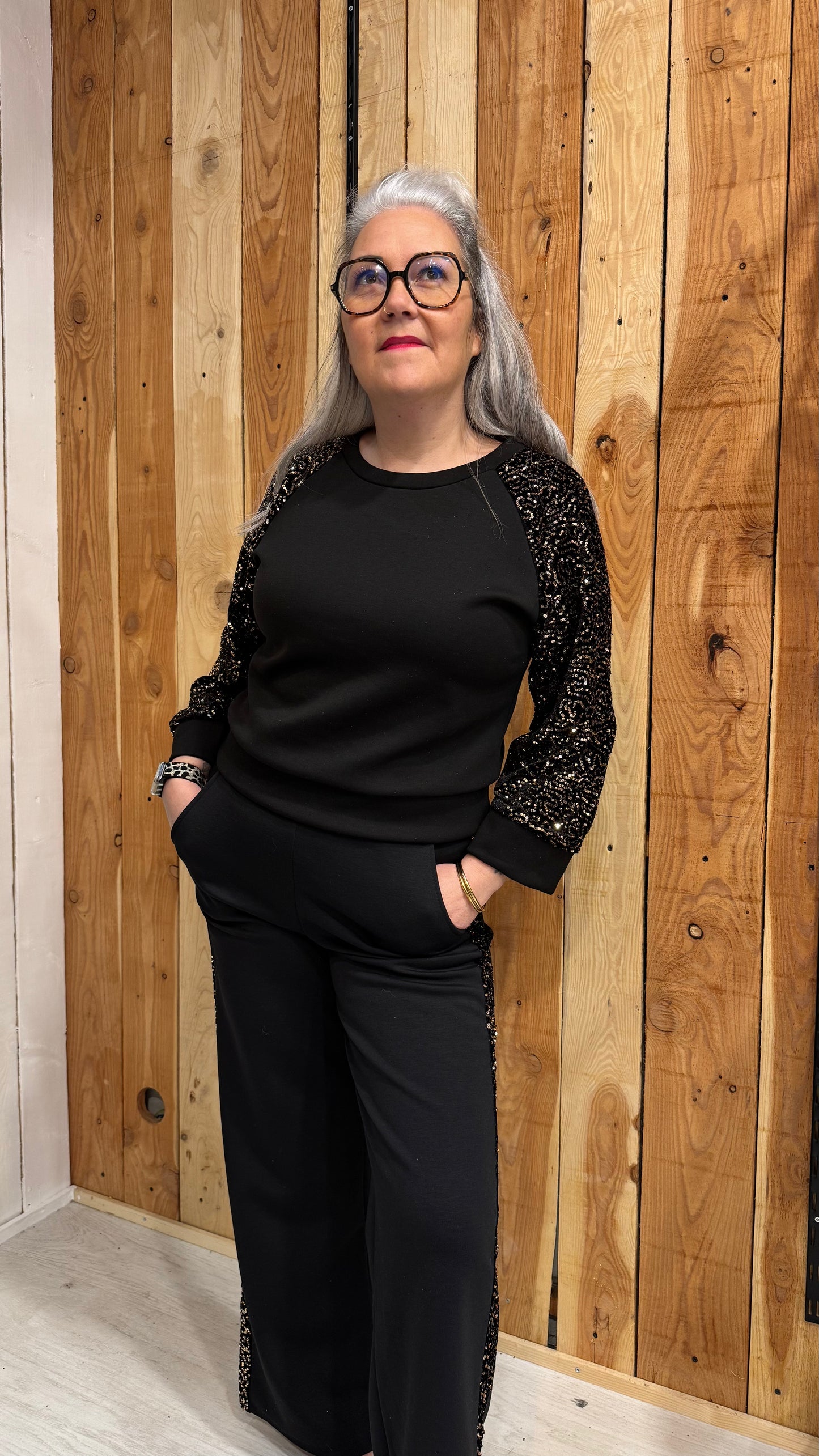 haut manches paillettes noire