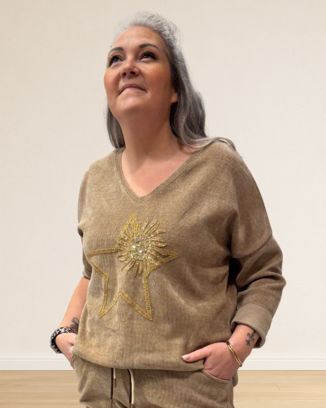 sweat velours étoile dorée tendance