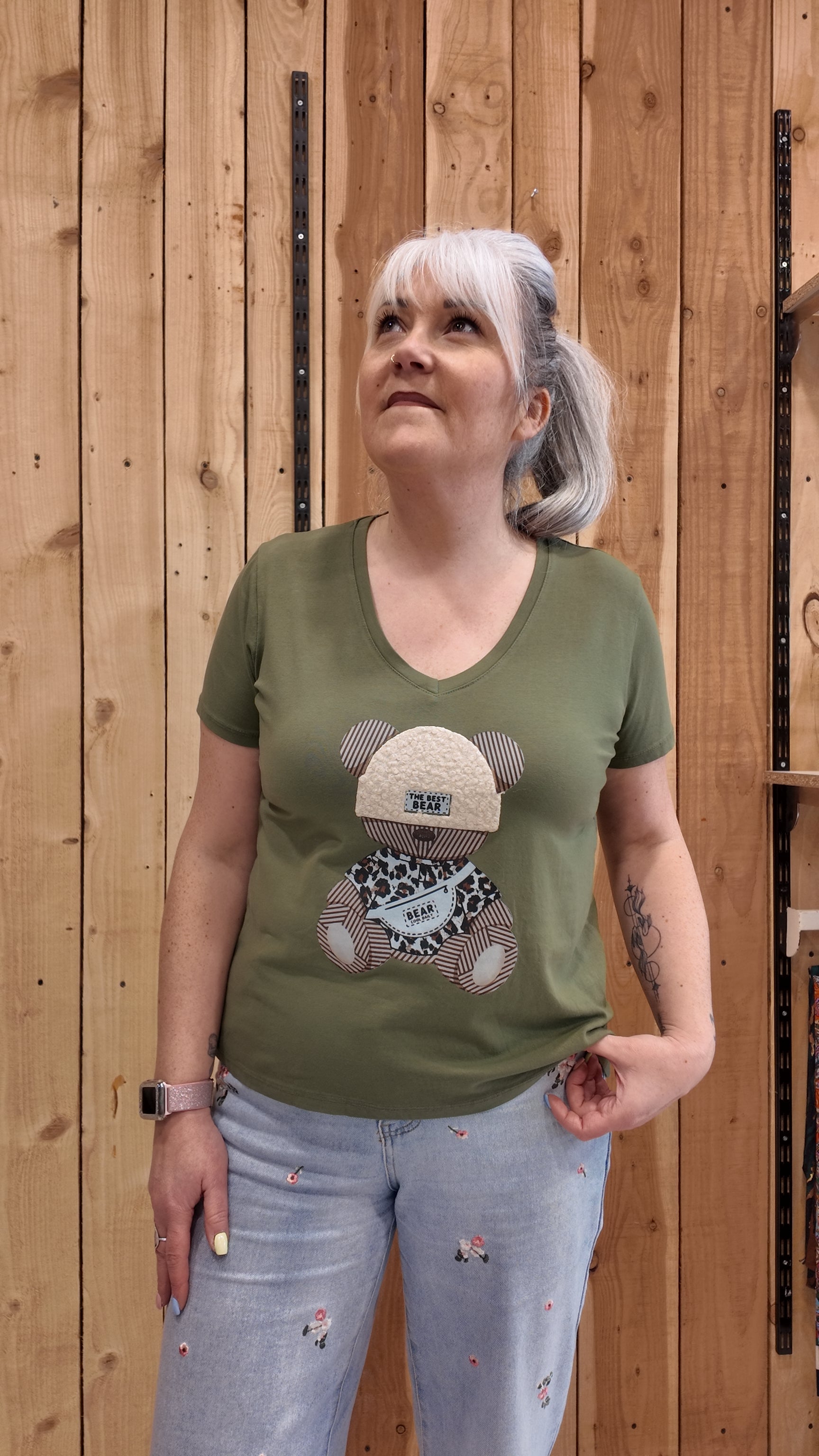 T-shirt femme kaki imprimé ours style casual tendance